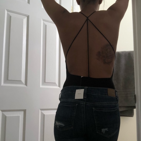 Black plunge neckline bodysuit - Picture 2 of 3